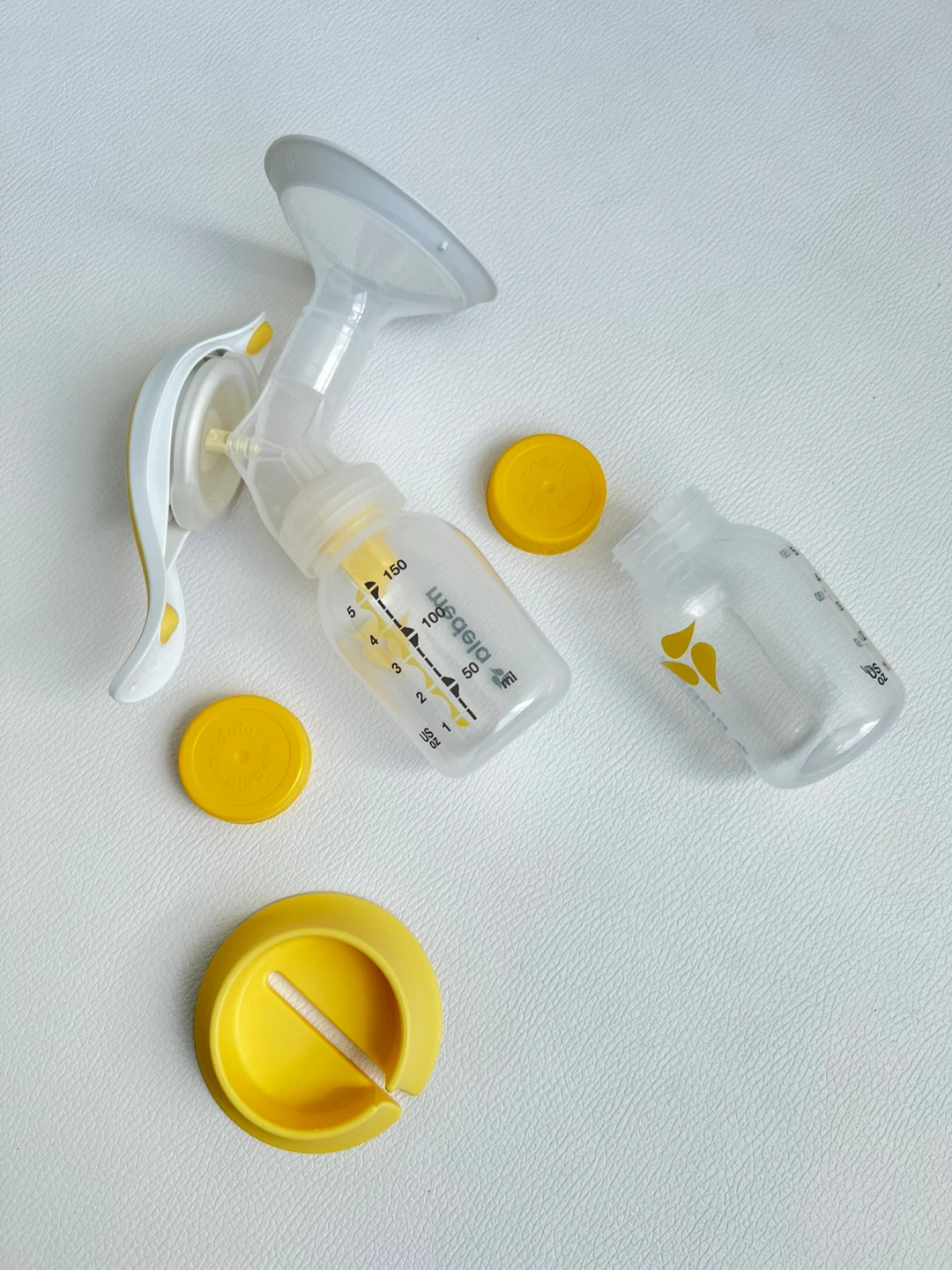 Medela Manual Breast Pump