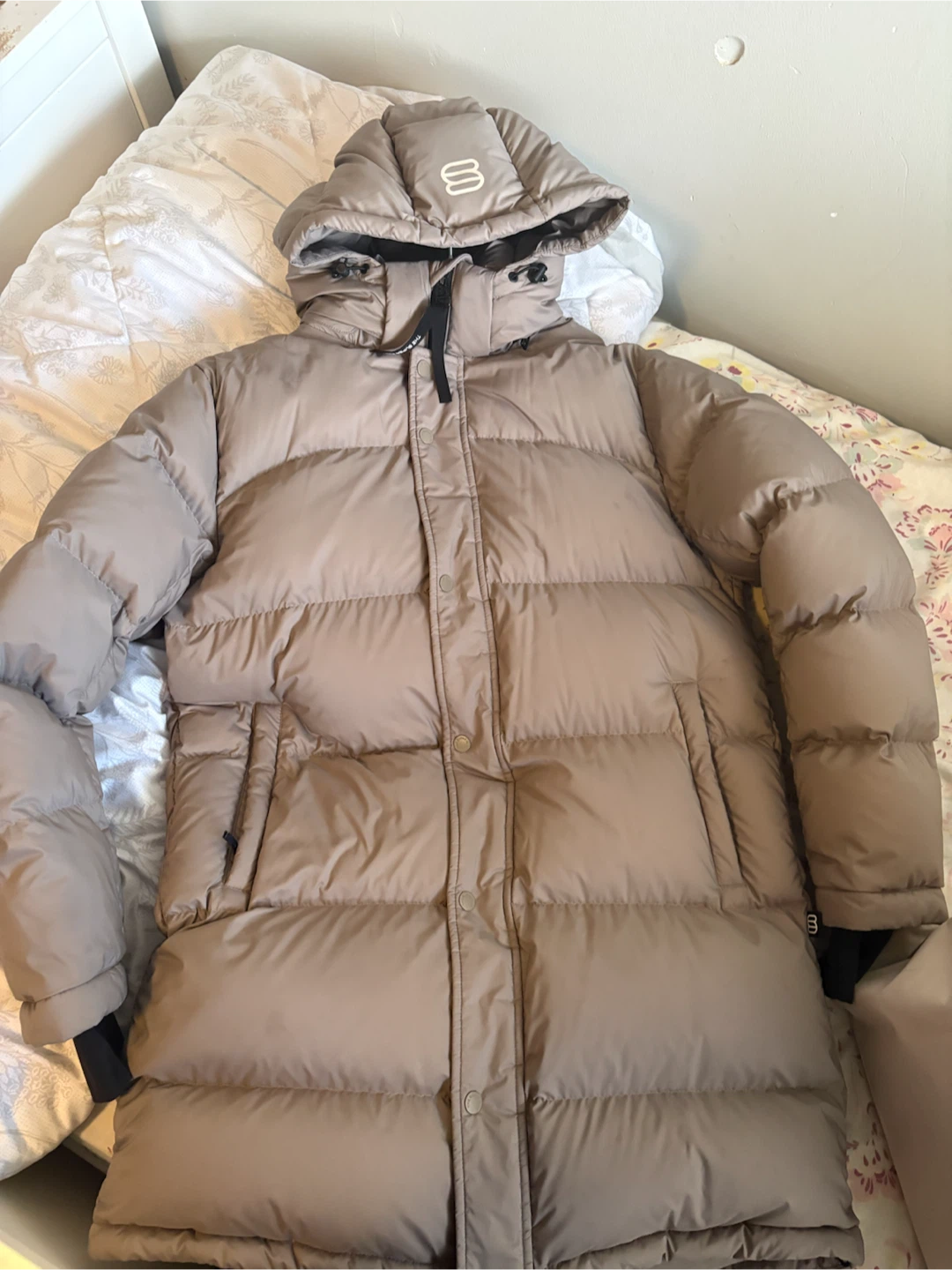 SUPER PUFF Jacket - Taupe