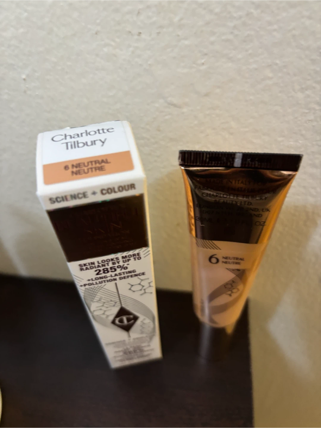 NEW-Charlotte Tilbury Beautiful Skin Foundation 6 Neutral - photo 2