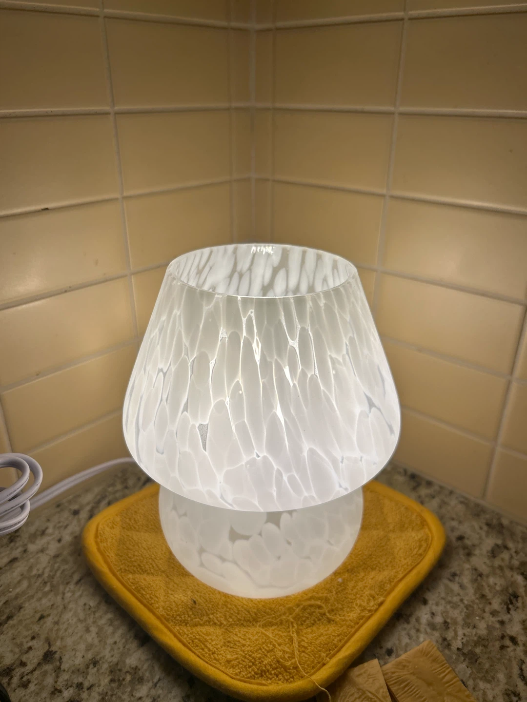 Mushroom Shaped Glass Table Lamp