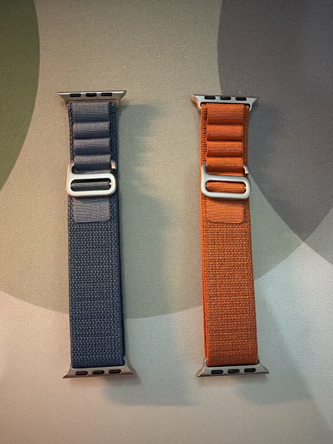 Apple Watch 38mm / 40mm / 42mm Alpine Loop style bands