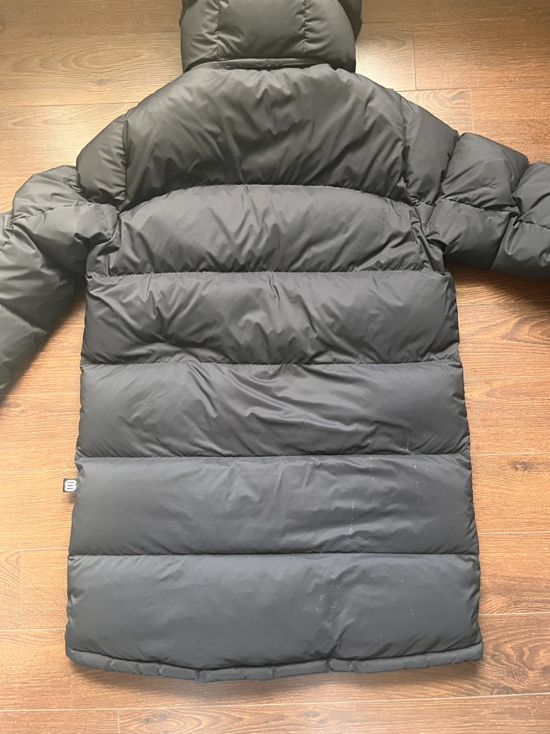 Aritzia The Super Puff Jacket Mid - Black - Size Medium - photo 4