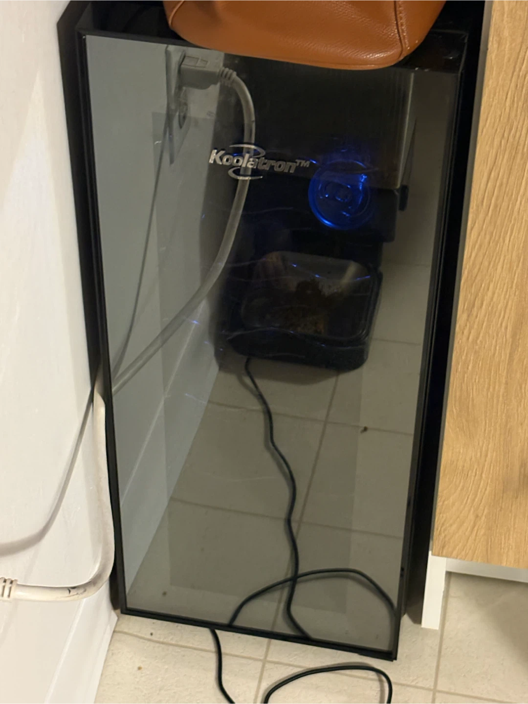 KOOLATRON WINE FRIDGE - photo 2