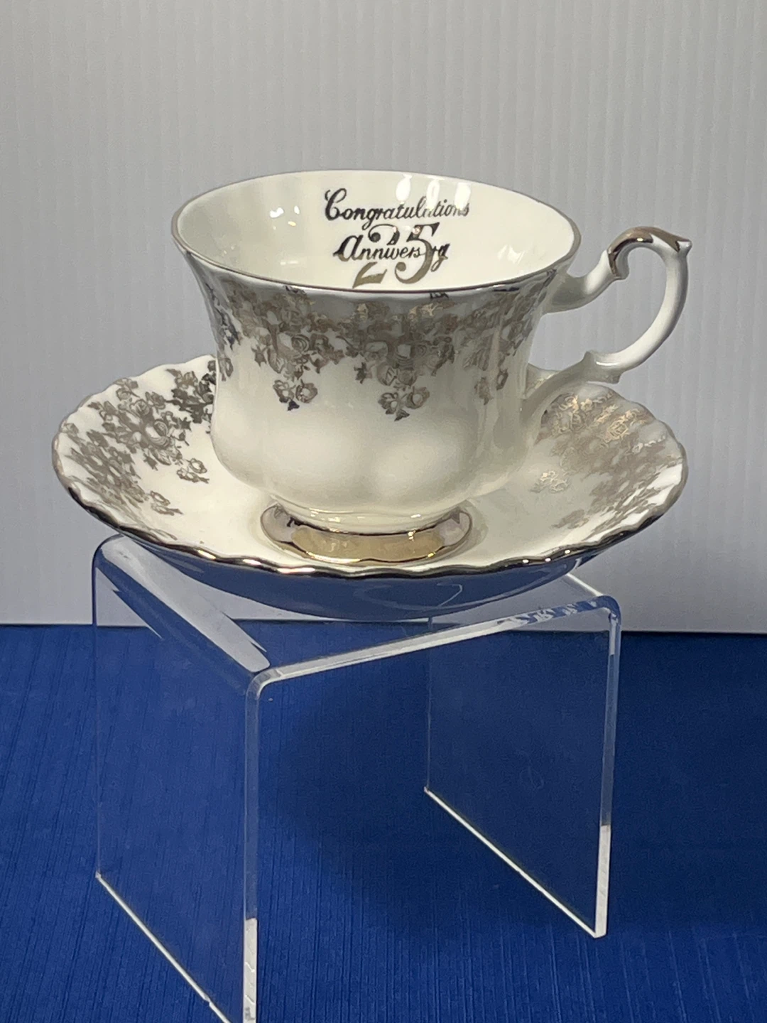 Vintage Royal Albert 25th Silver Anniversary Teapot & Cup Set - photo 5