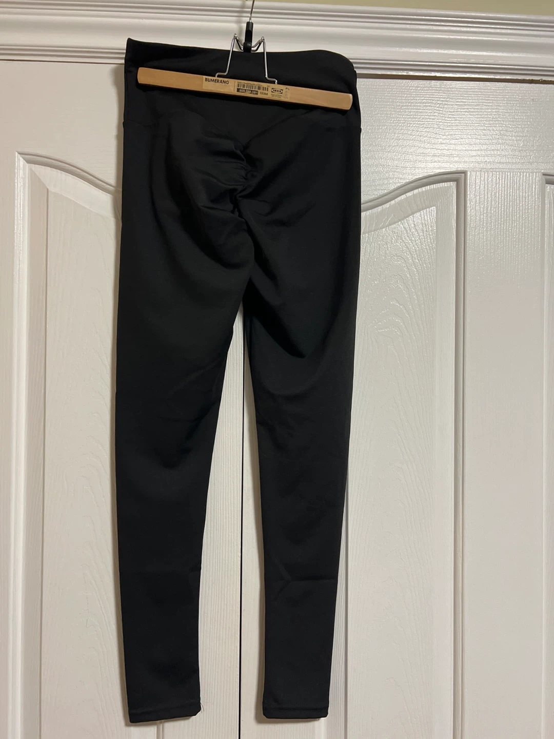 Black high-waisted leggings - photo 4