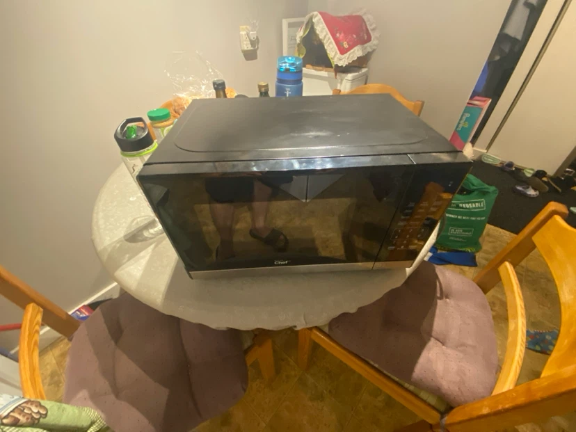 Master Chef Microwave(new)  used for 1 week possible delivery