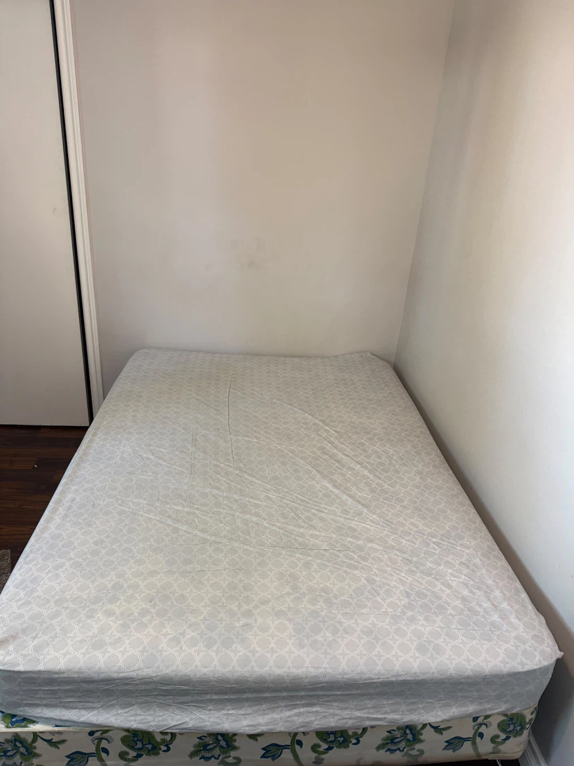Urgent Moving Sale Double Size Bad - photo 4