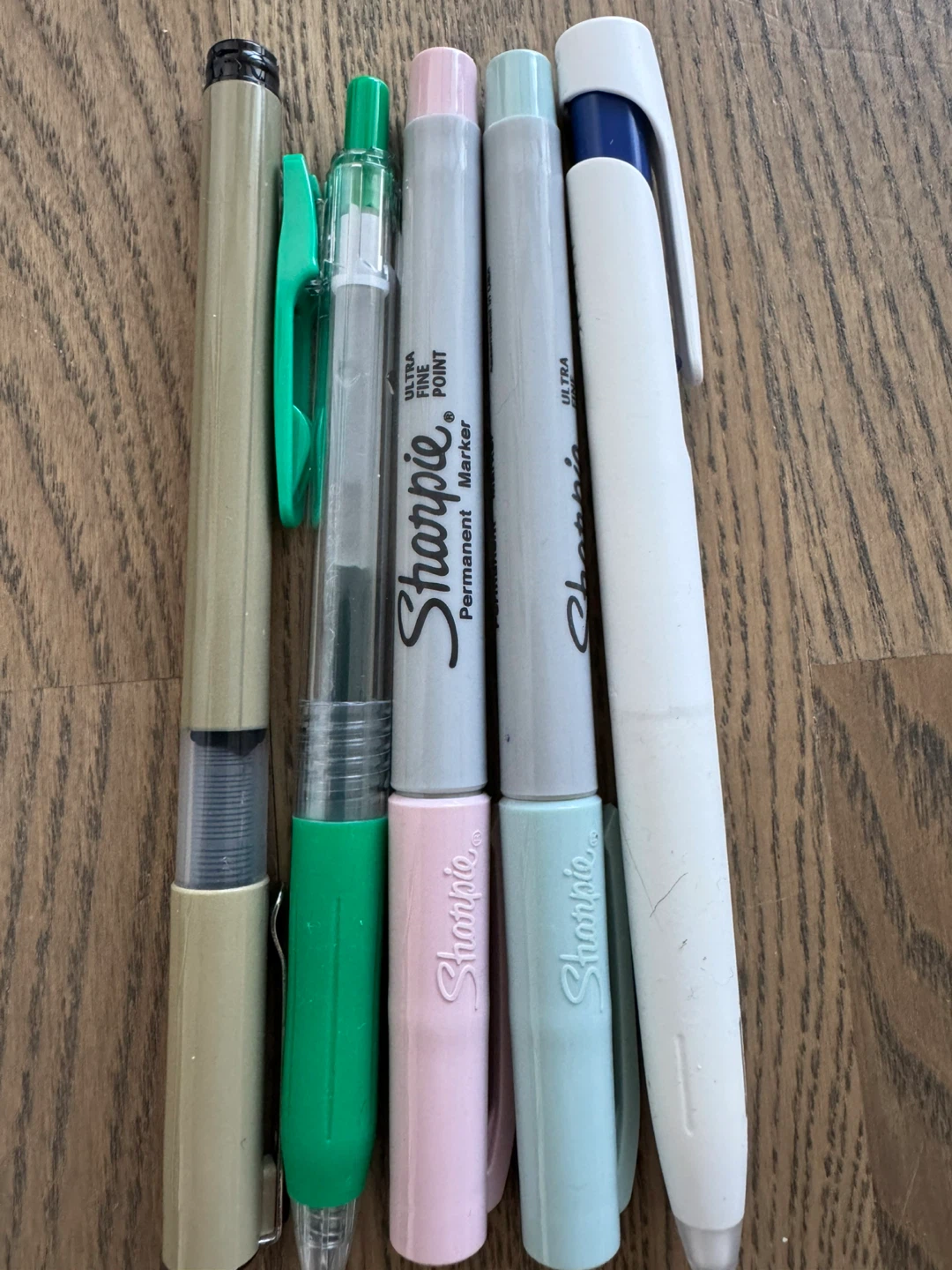 $5 10 Pens bundle lucky bag - photo 2