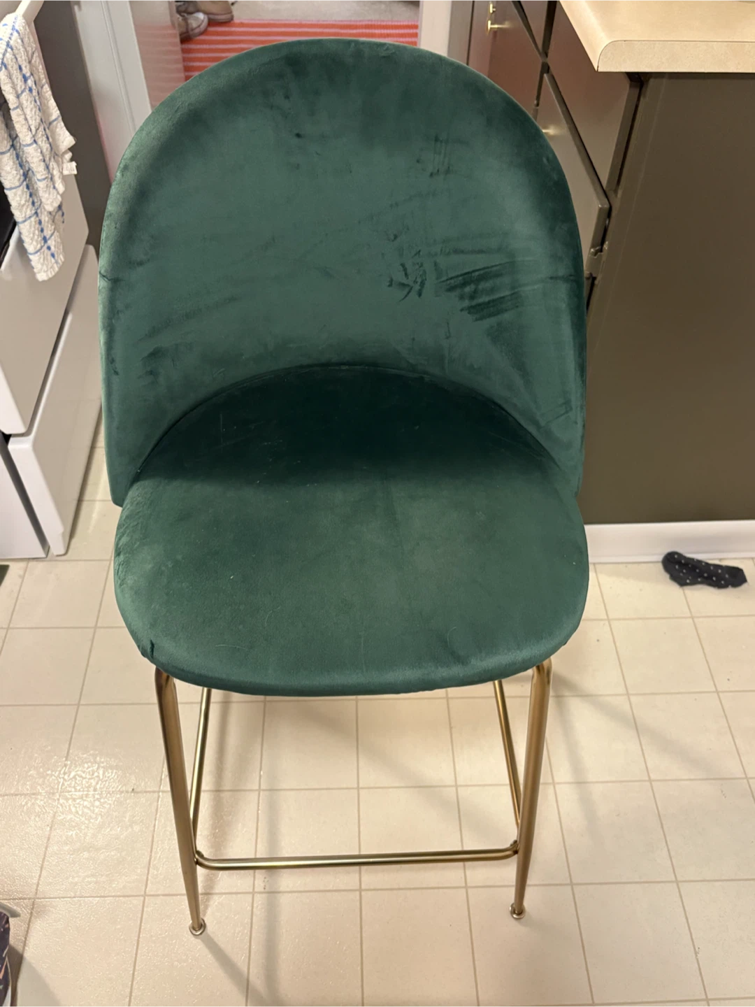 Structube Bar Stools / chairs (cat not included)