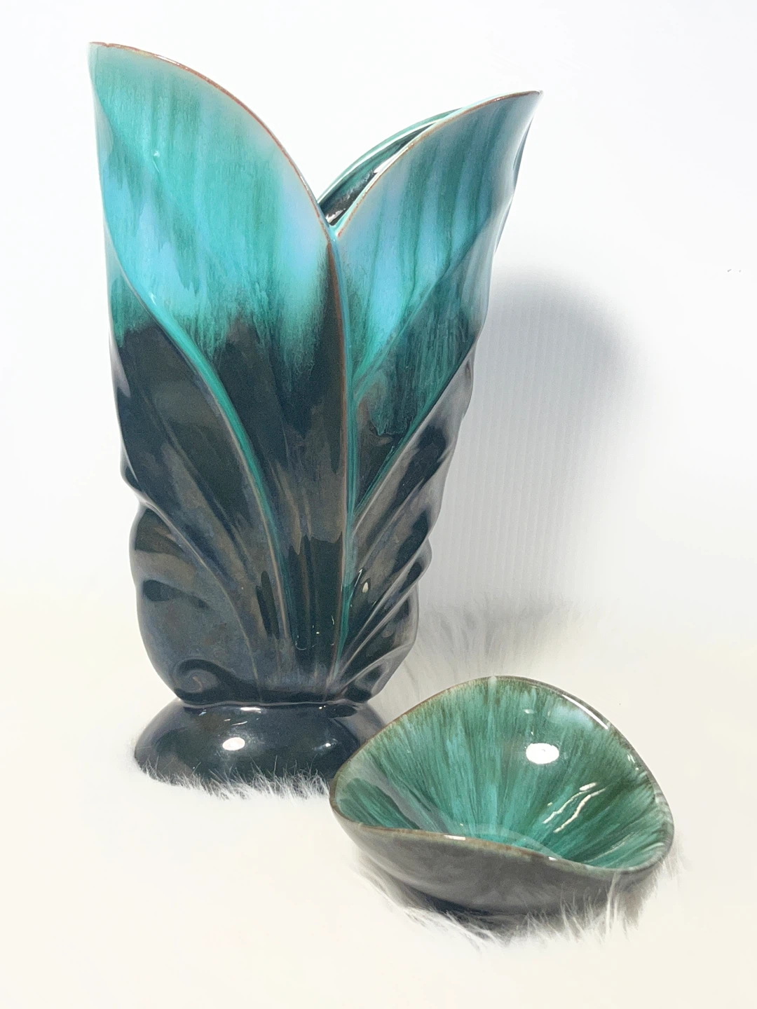 Vintage Blue Mountain Pottery 2 pc Set - 1970s "Three Trees" Era - photo 2