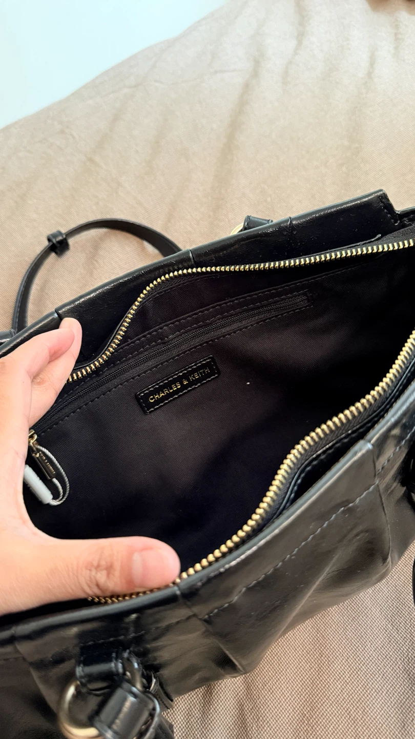 Charles & Keith Black Handbag - photo 3
