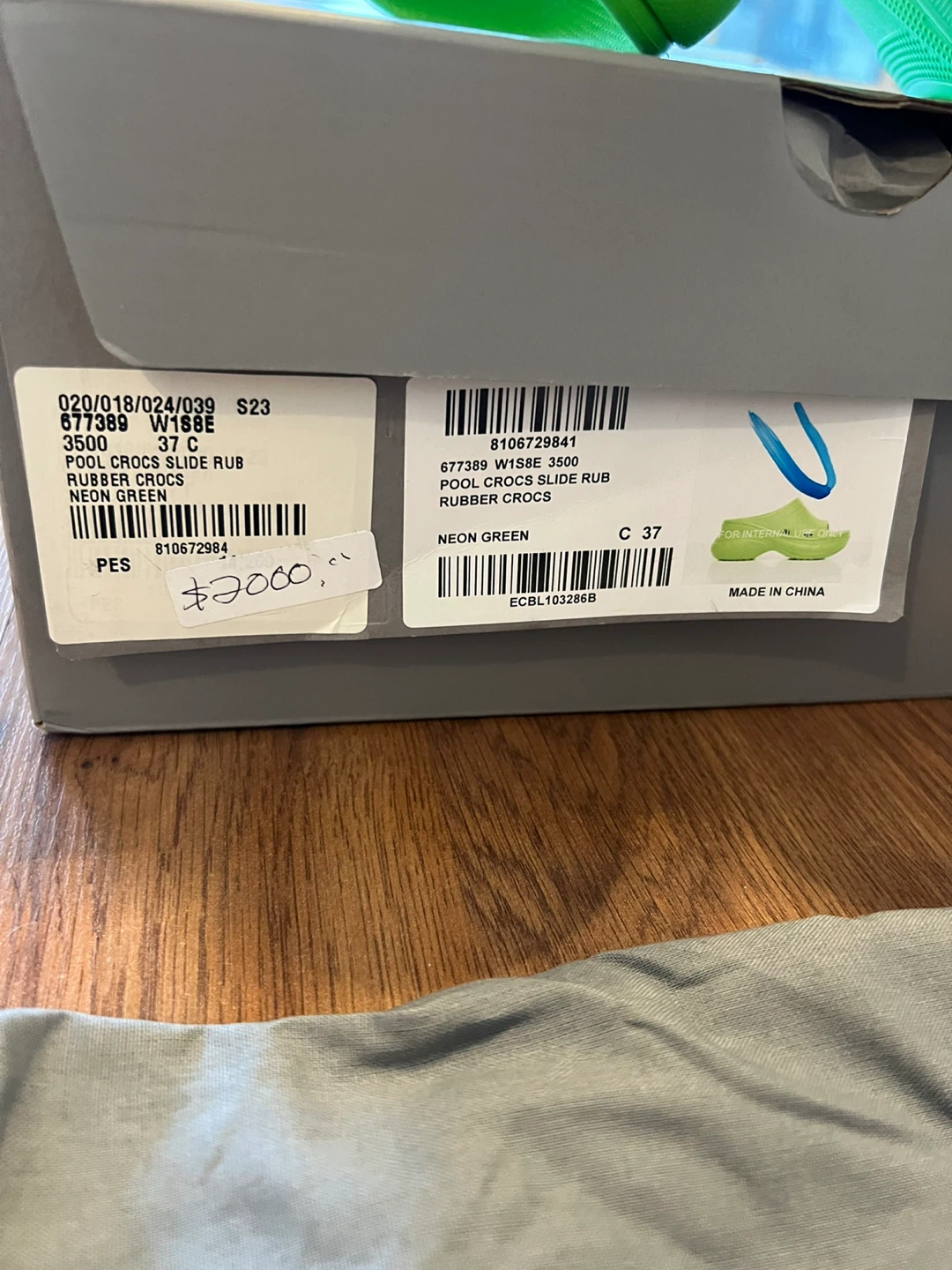 Authentic Balenciaga x Crocs Pool Slide Neon Green - photo 4