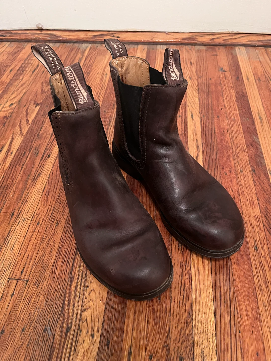Blundstone Brown Leather Chelsea Boots