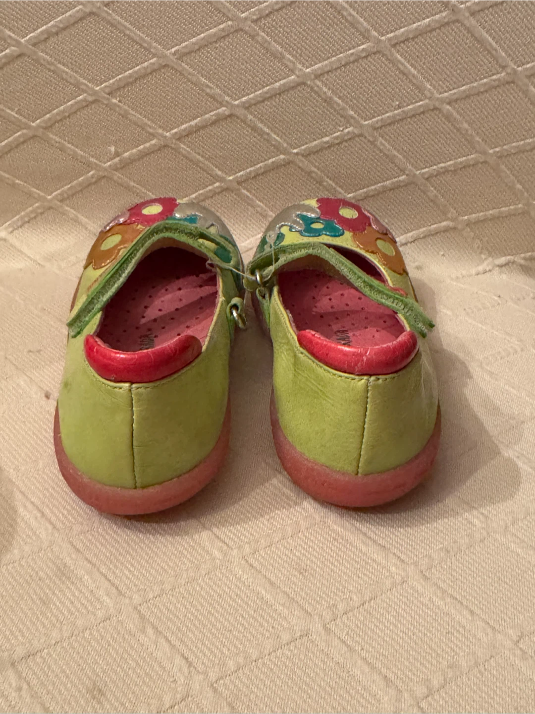 Agatha Ruiz de la Prada Girls Floral Shoes - photo 4