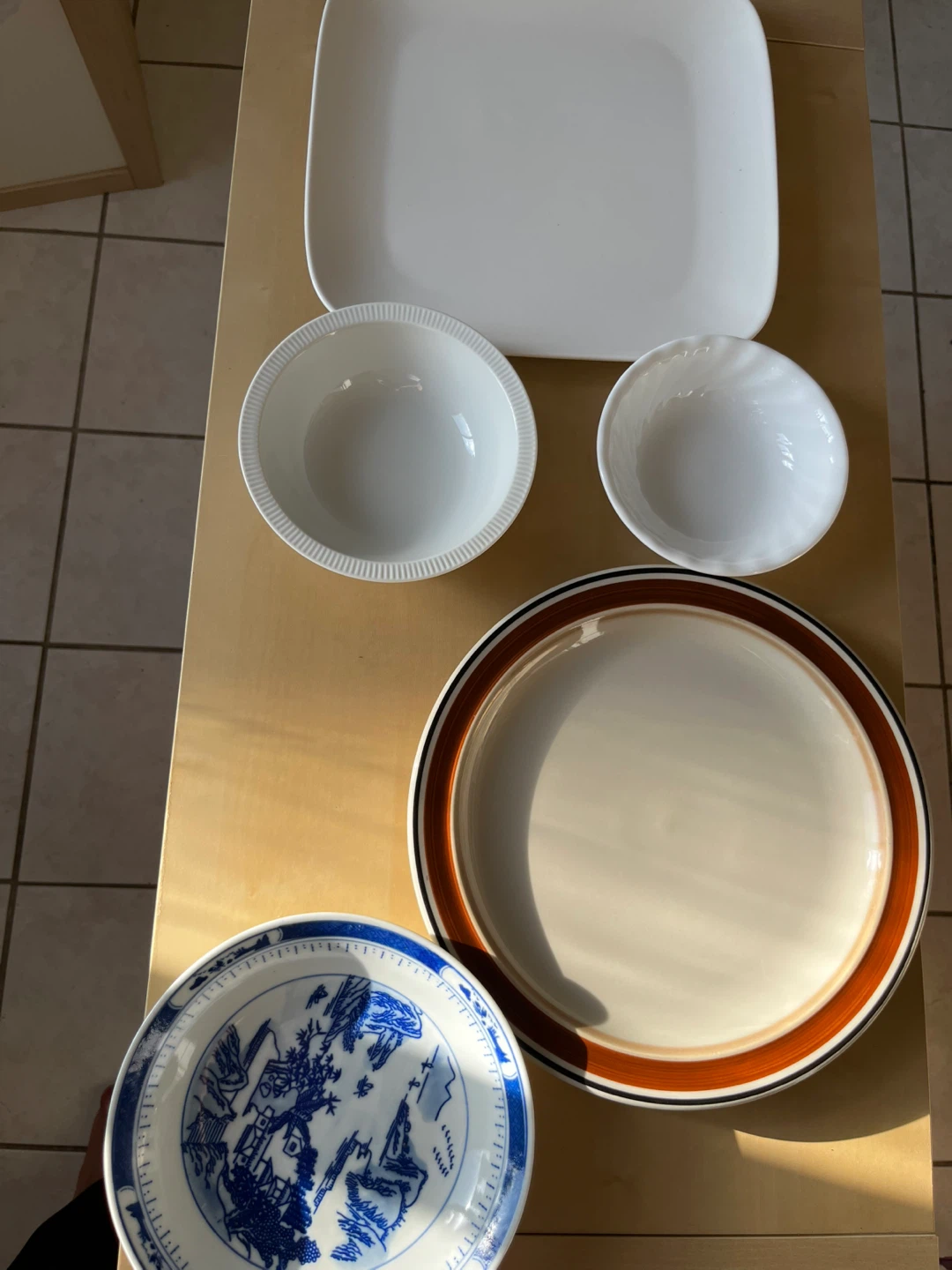 Assorted Mix of Kitchen Plates, Bowls, and Glasses - photo 3