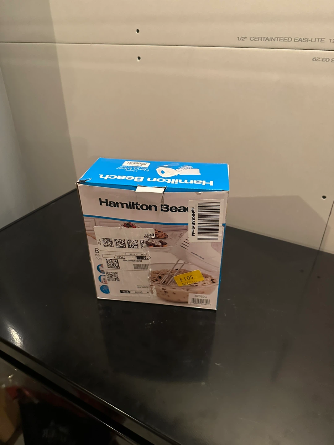 Hamilton Beach 6-Speed Hand Mixer with Snap-On Case - photo 2
