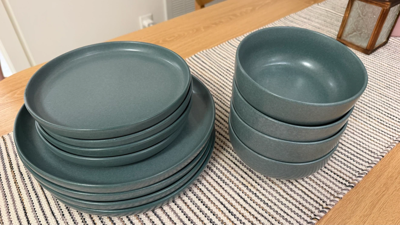 Dark Green Dinnerware Set - photo 2