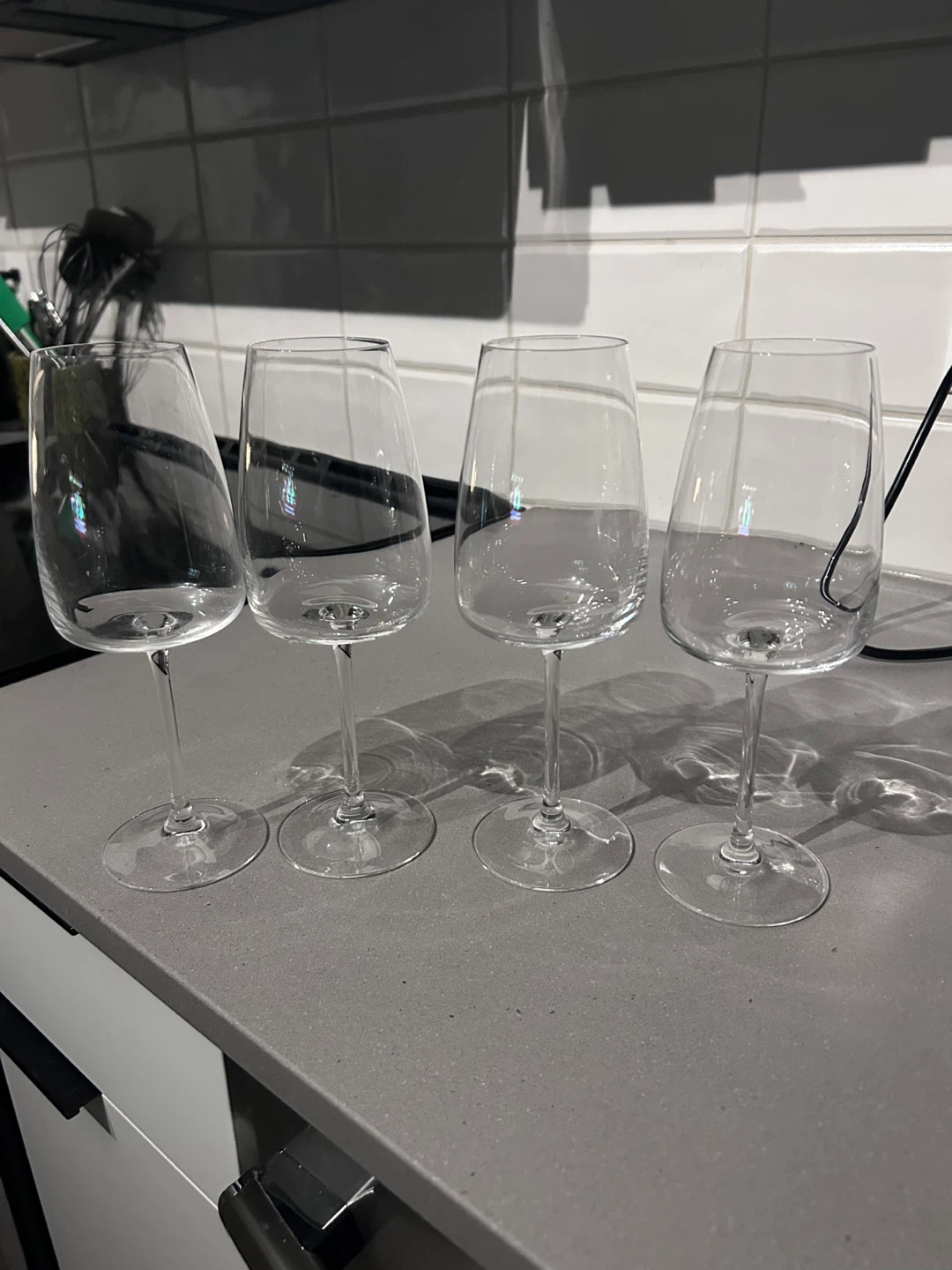 IKEA DYRGRIP Wine Glasses Set of 8 - photo 4