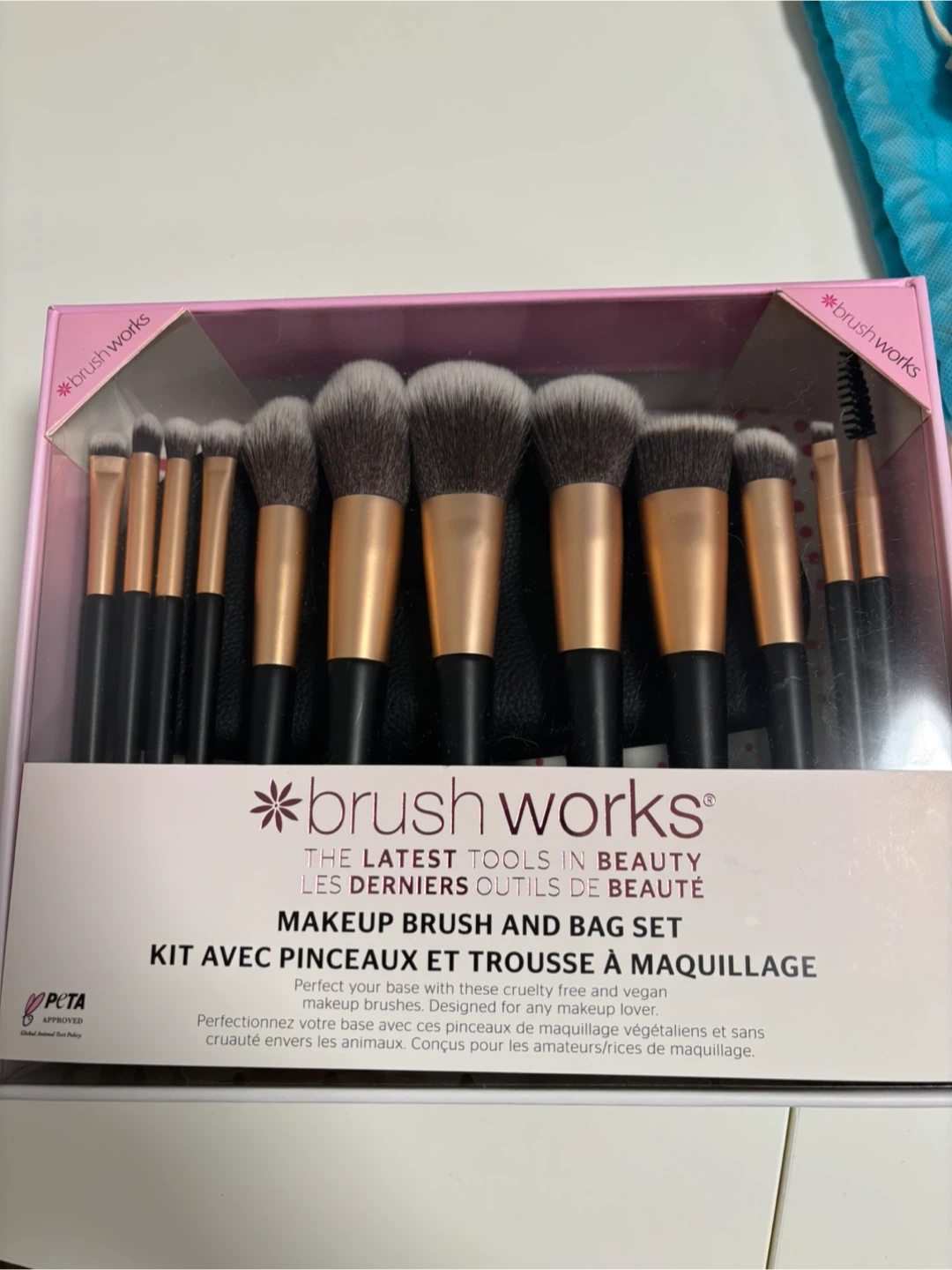 Brush Works Makeup Brush and Bag Set