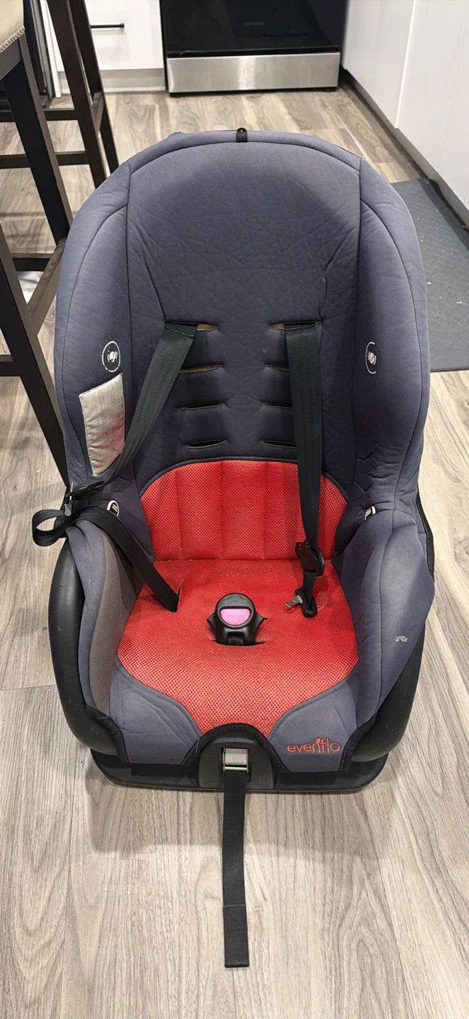 Evenflo Car Seat - photo 3