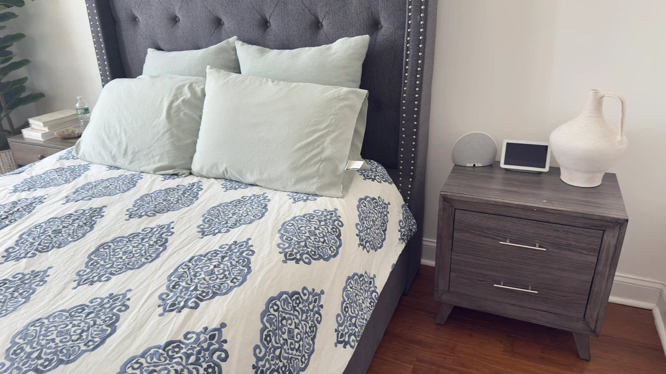 Gray Upholstered Queen Bed with Storage Drawer