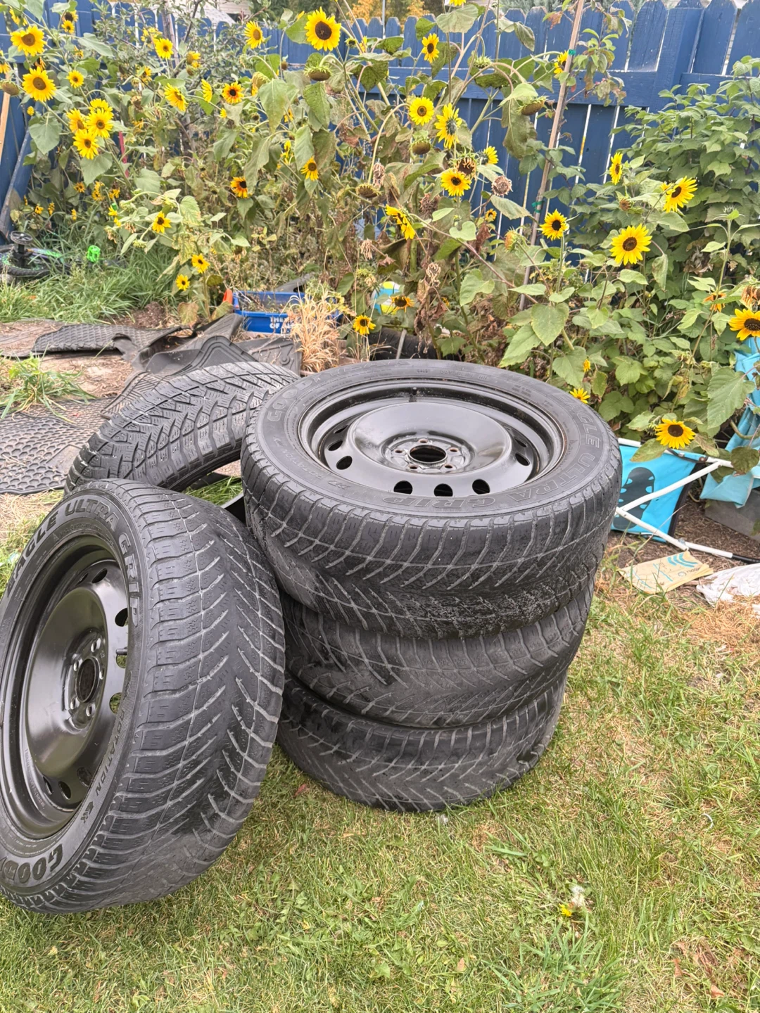 4 Goodyear Eagle Ultra Grip Tires with Rims - photo 3