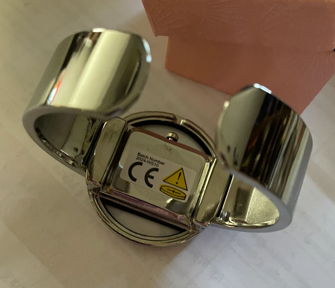 Cansnow silver-tone cuff watch - photo 4