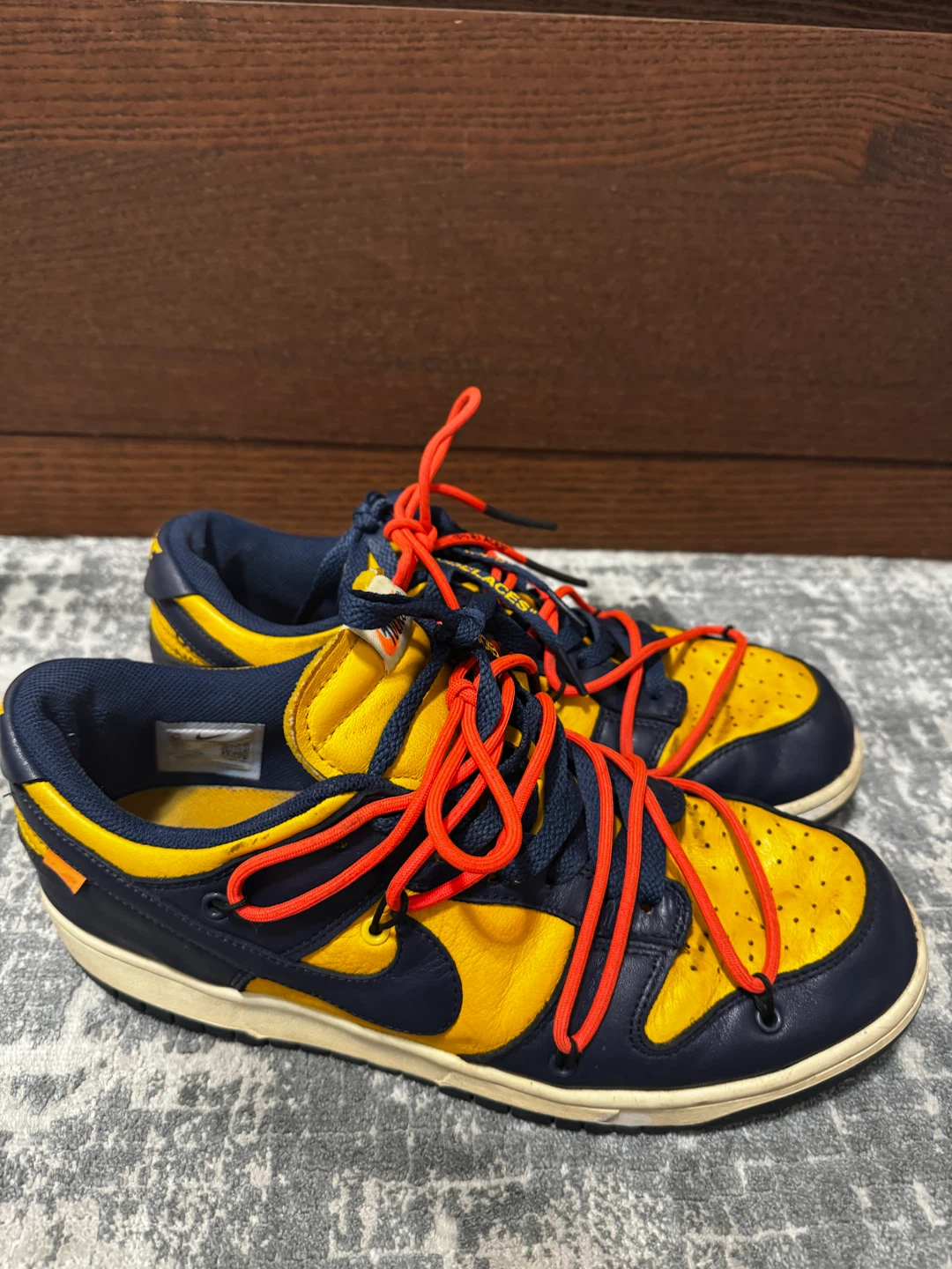 Nike x Off-White Dunk Low Michigan Size 9.5