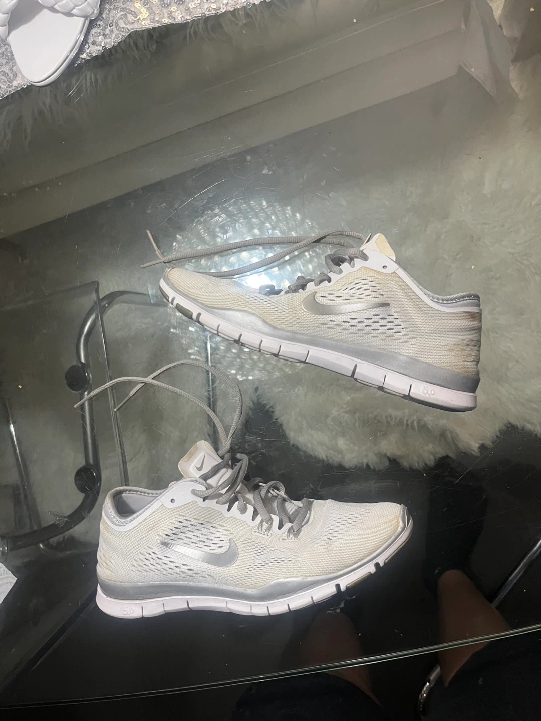 Nike Free 5.0 Running Shoes size 7 woman’s - photo 3