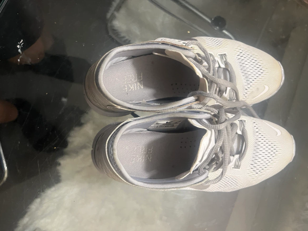 Nike Free 5.0 Running Shoes size 7 woman’s - photo 5