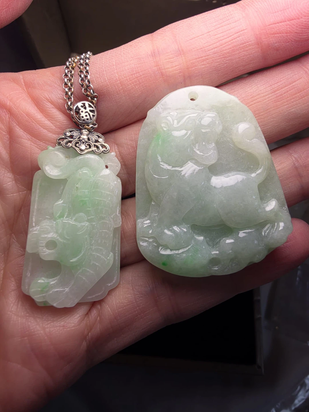 Collection of Natural Jade Pendants and Jewelry - photo 4