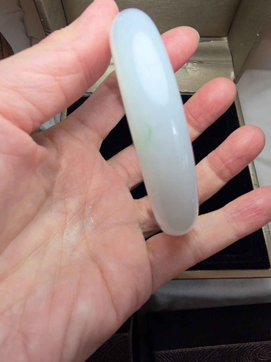 Collection of Natural Jade Pendants and Jewelry - photo 3