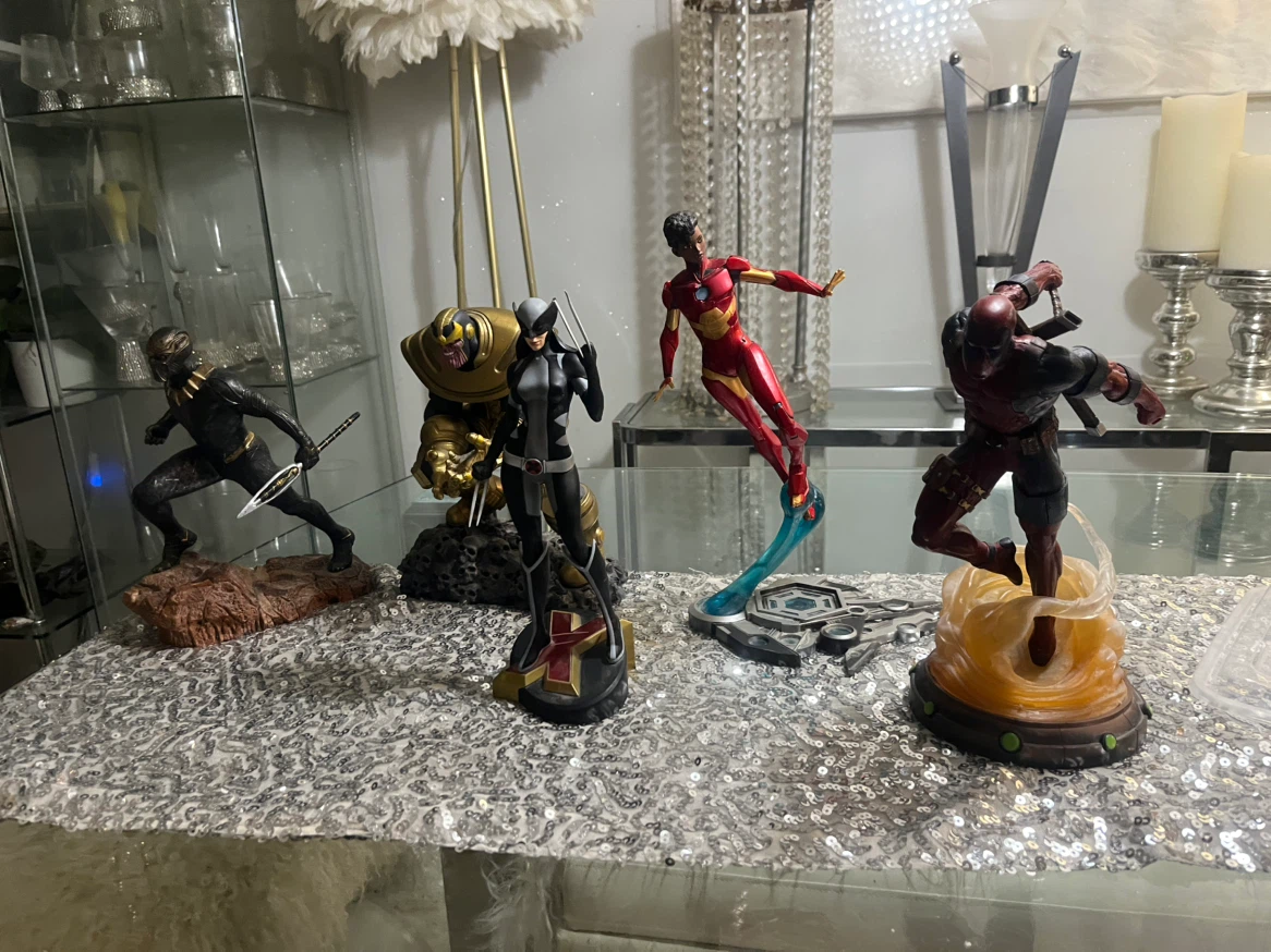Set of 5 Marvel Superhero Statues lot 25$ each - photo 2
