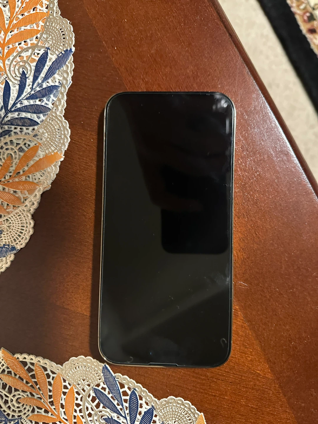 Iphone 14 Pro Max Gold - photo 3