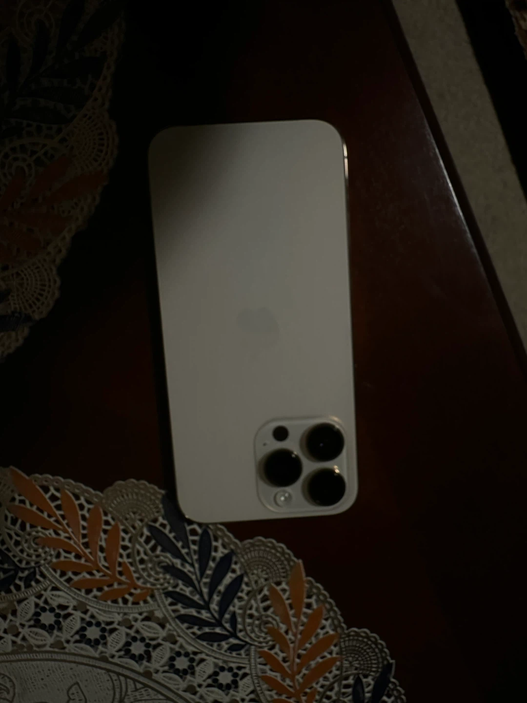 Iphone 14 Pro Max Gold - photo 5