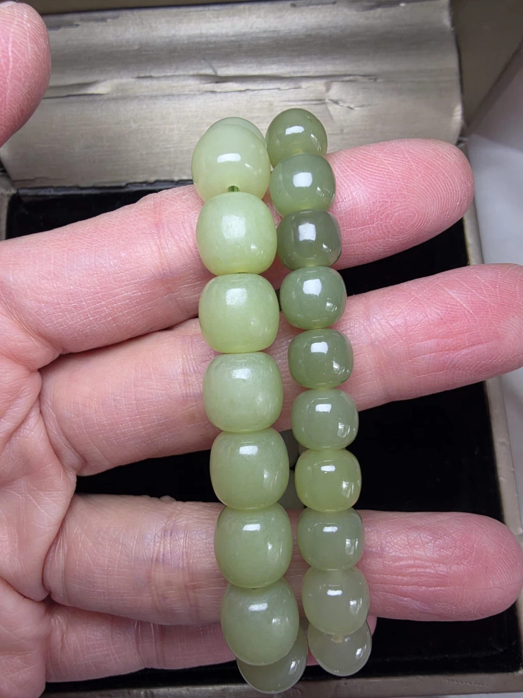 Collection of Natural Jade Pendants and Jewelry - photo 5