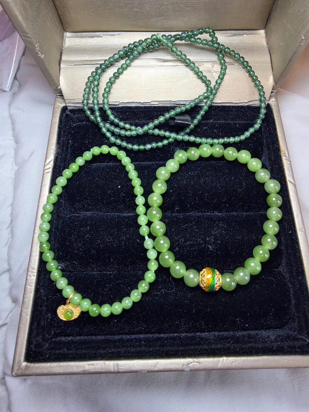 Collection of Natural Jade Pendants and Jewelry - photo 5