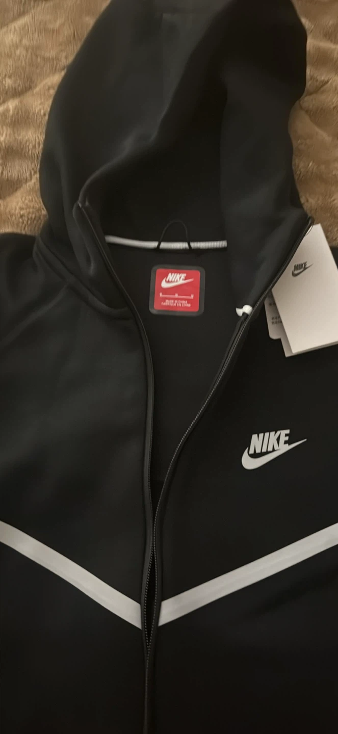 Nike Tech Fleece Full-Zip Hoodie - Black - Size Medium - photo 5