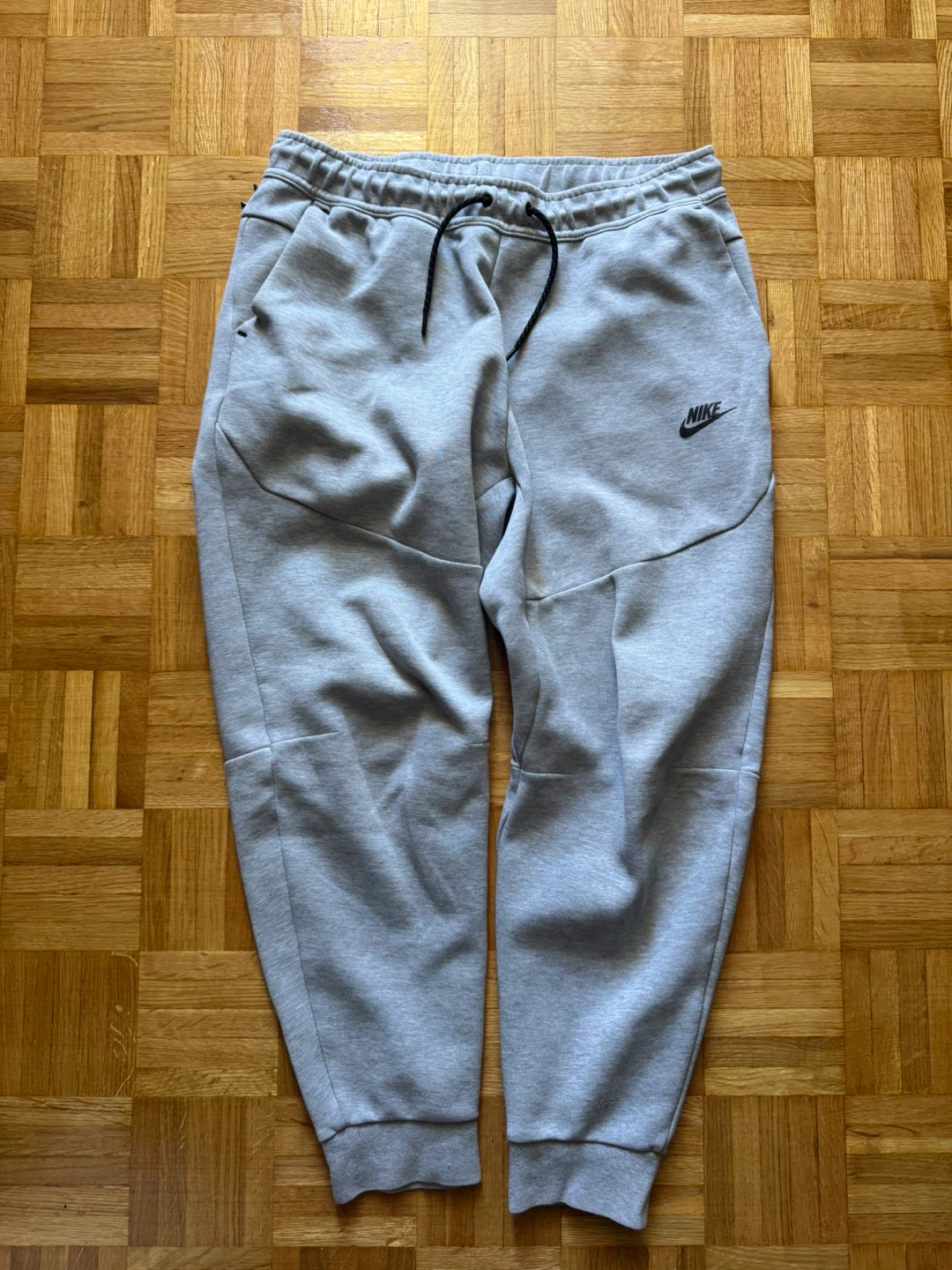 Nike Tech Fleece Grey Joggers
