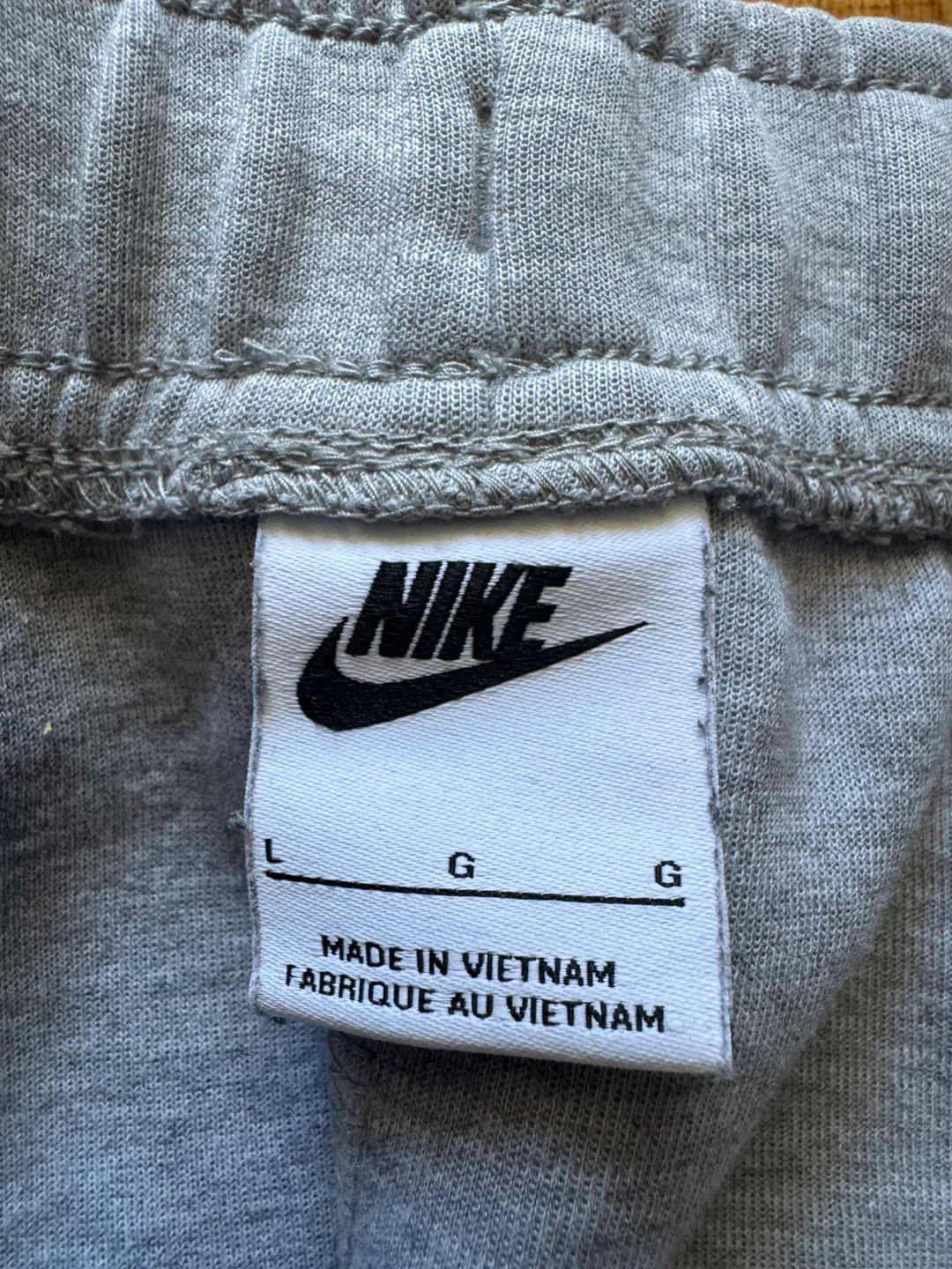 Nike Tech Fleece Grey Joggers - photo 2