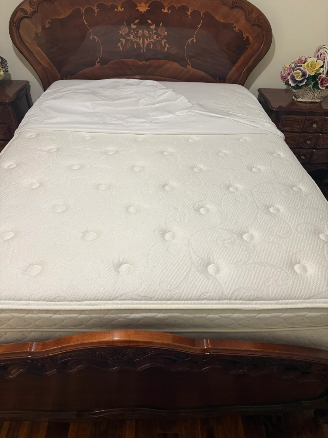 Queen mattress with box spring