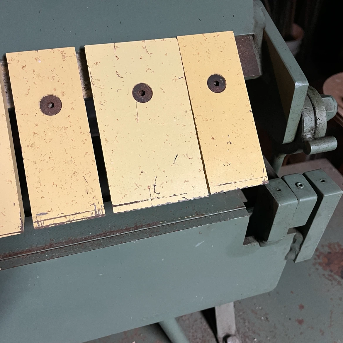 31 inch box brake with stand - photo 3