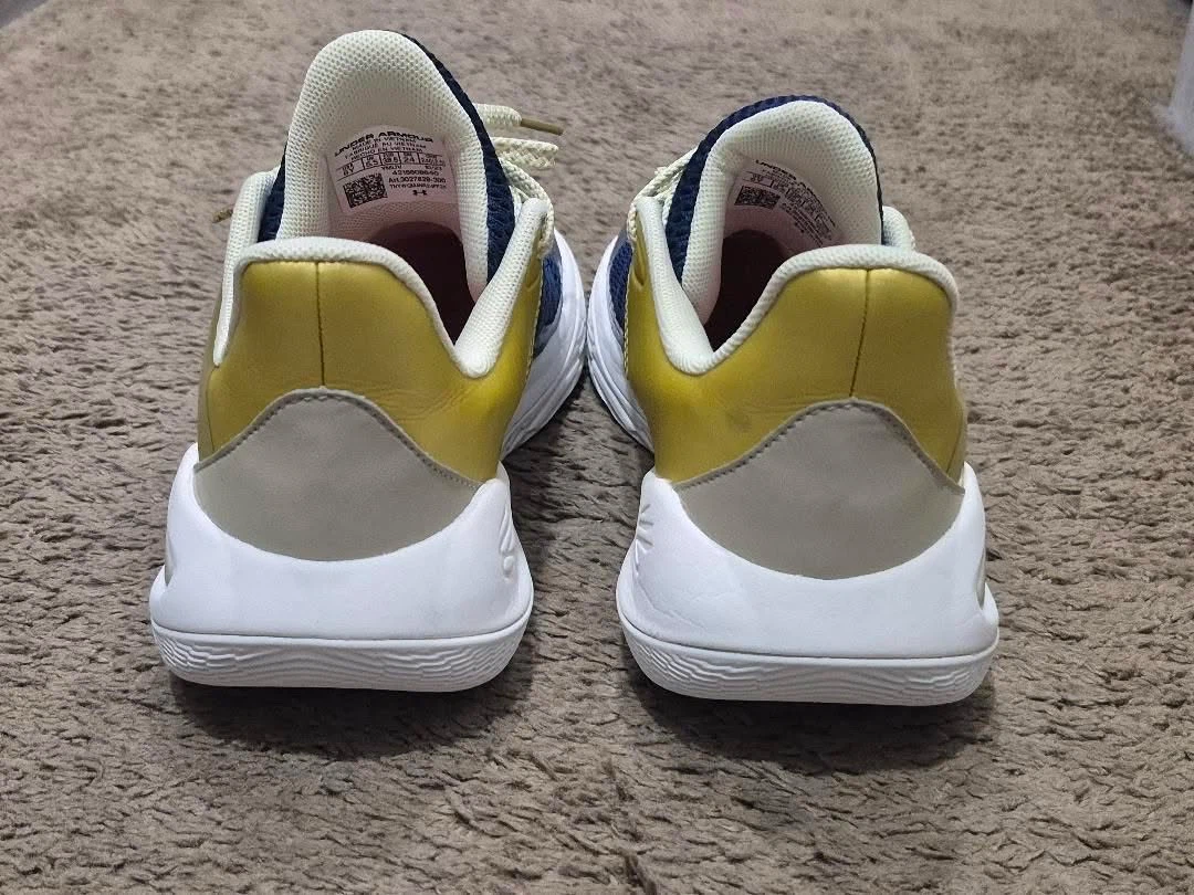Under Armour Curry Basketball Shoes - photo 3