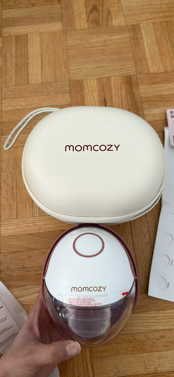 Brand new Momcozy Breast Pump