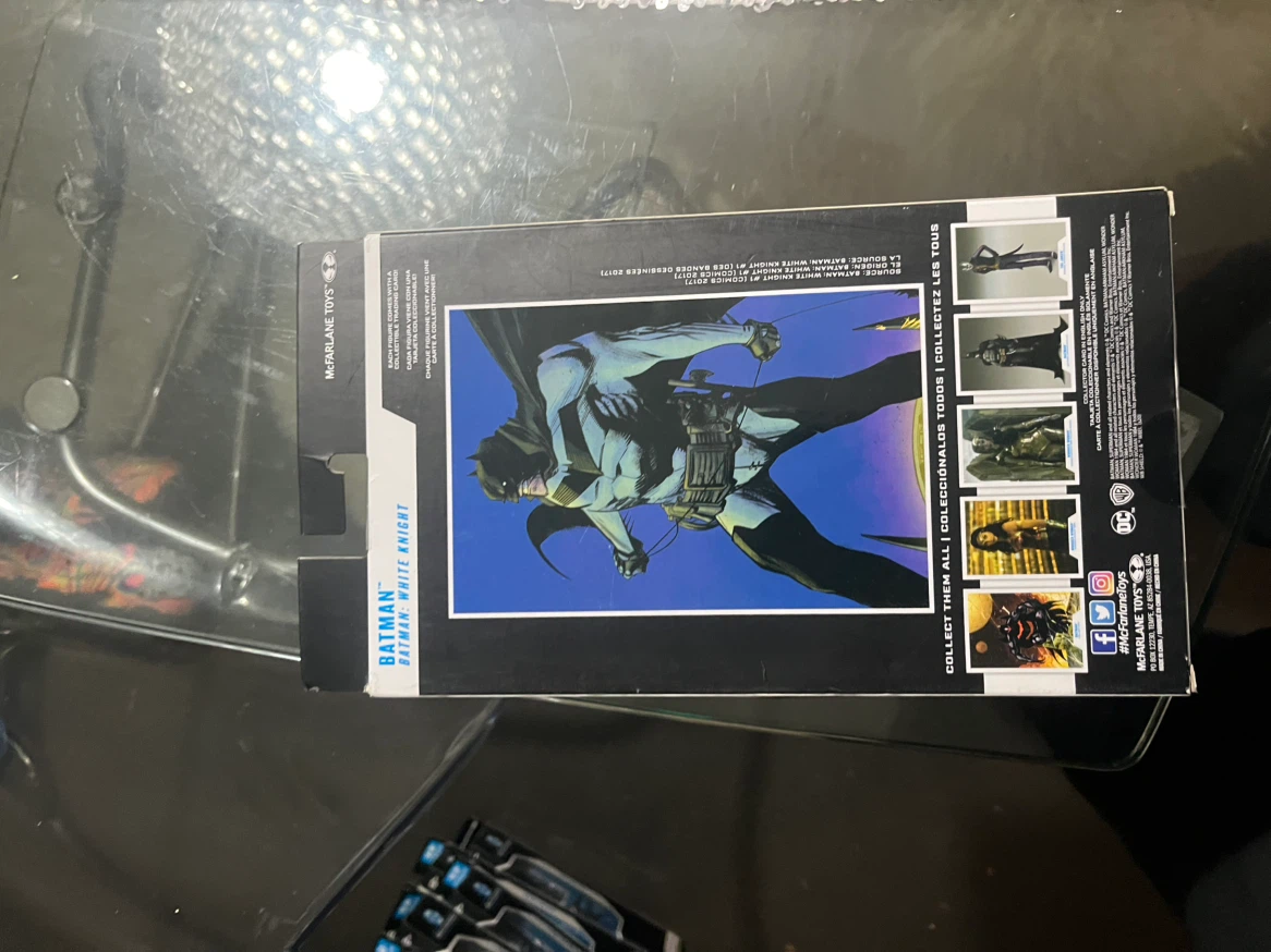 McFarlane Toys DC Multiverse Batman: White Knight Figure - photo 2