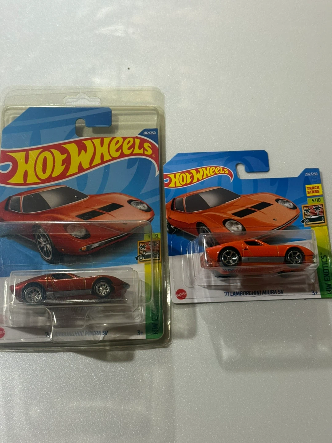 Two Hot Wheels '71 Lamborghini Miura SV