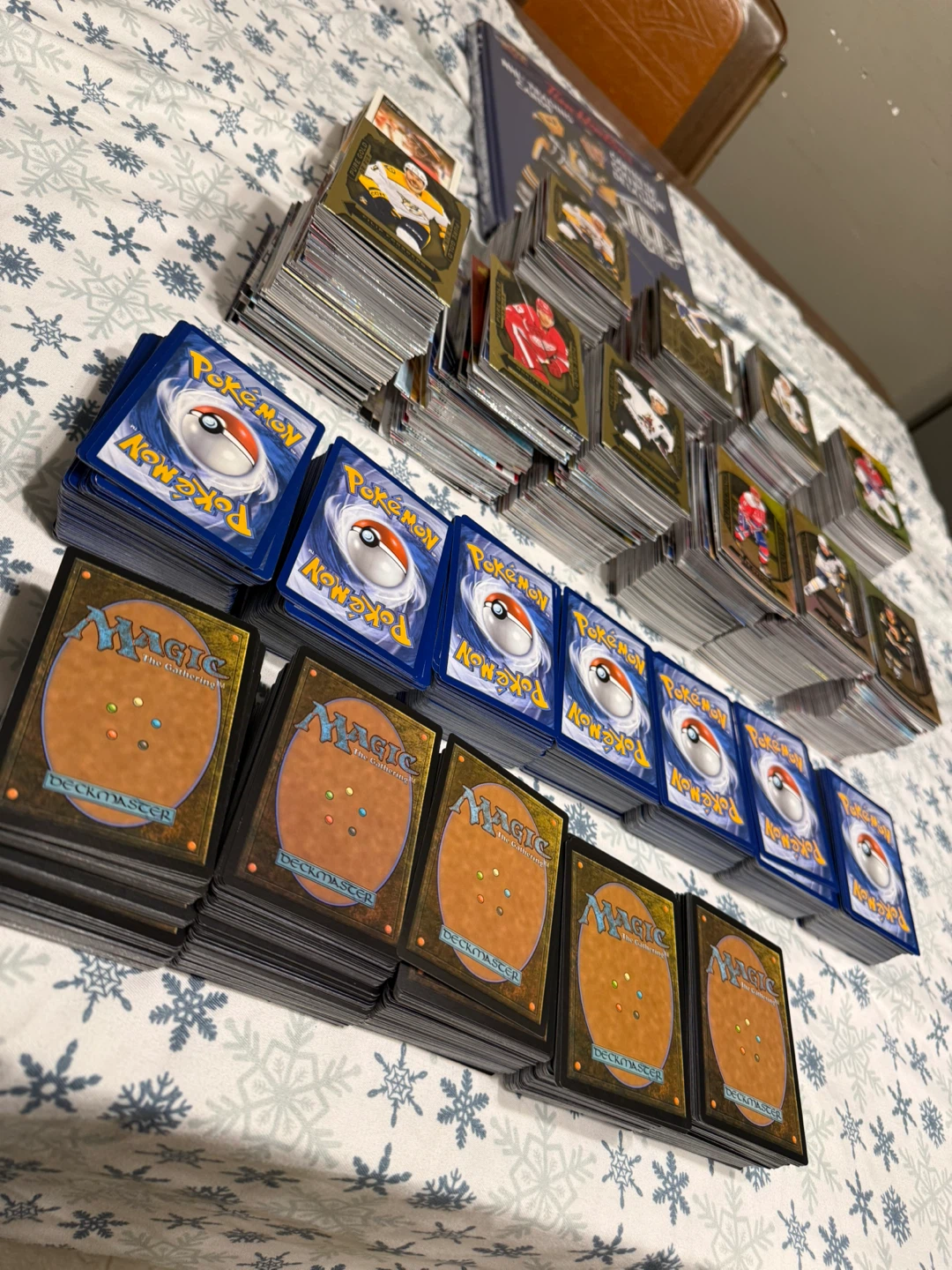 2000 PIECES OF CARDS FOR 200!