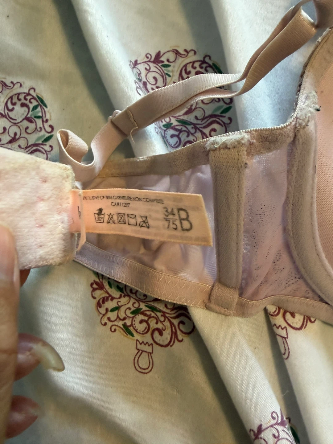 Pink Lace Detail Bra Size 34B - photo 2