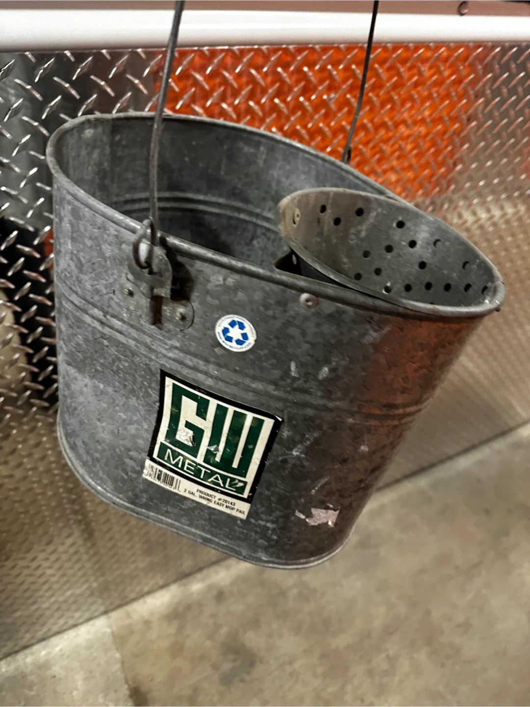 Vintage Galvanized Minnow Bucket with Aerator Insert - photo 2