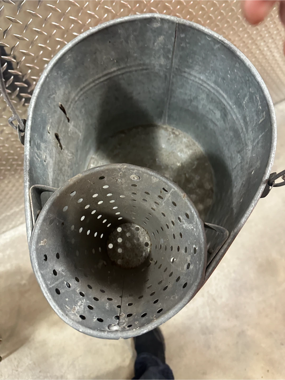 Vintage Galvanized Minnow Bucket with Aerator Insert - photo 3